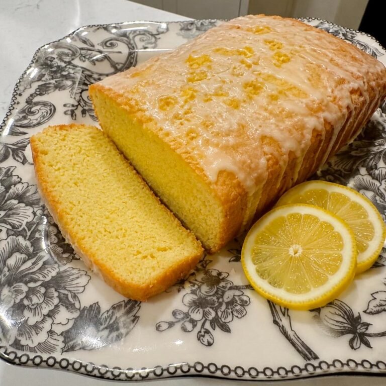 3-Ingredient Weight Watchers Lemon Cake