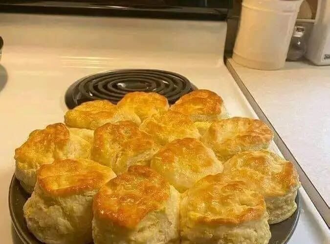 Sourdough Biscuits Recipe – Soft, Flaky, and Easy Homemade