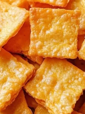Sourdough Discard Cheese Crackers